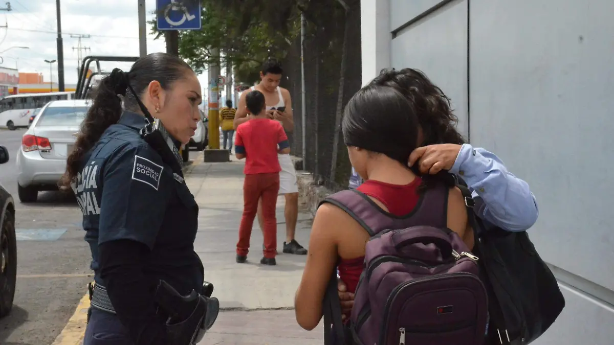 La jovencita recibirá atención psicológica.  Foto Luis Luévanos.